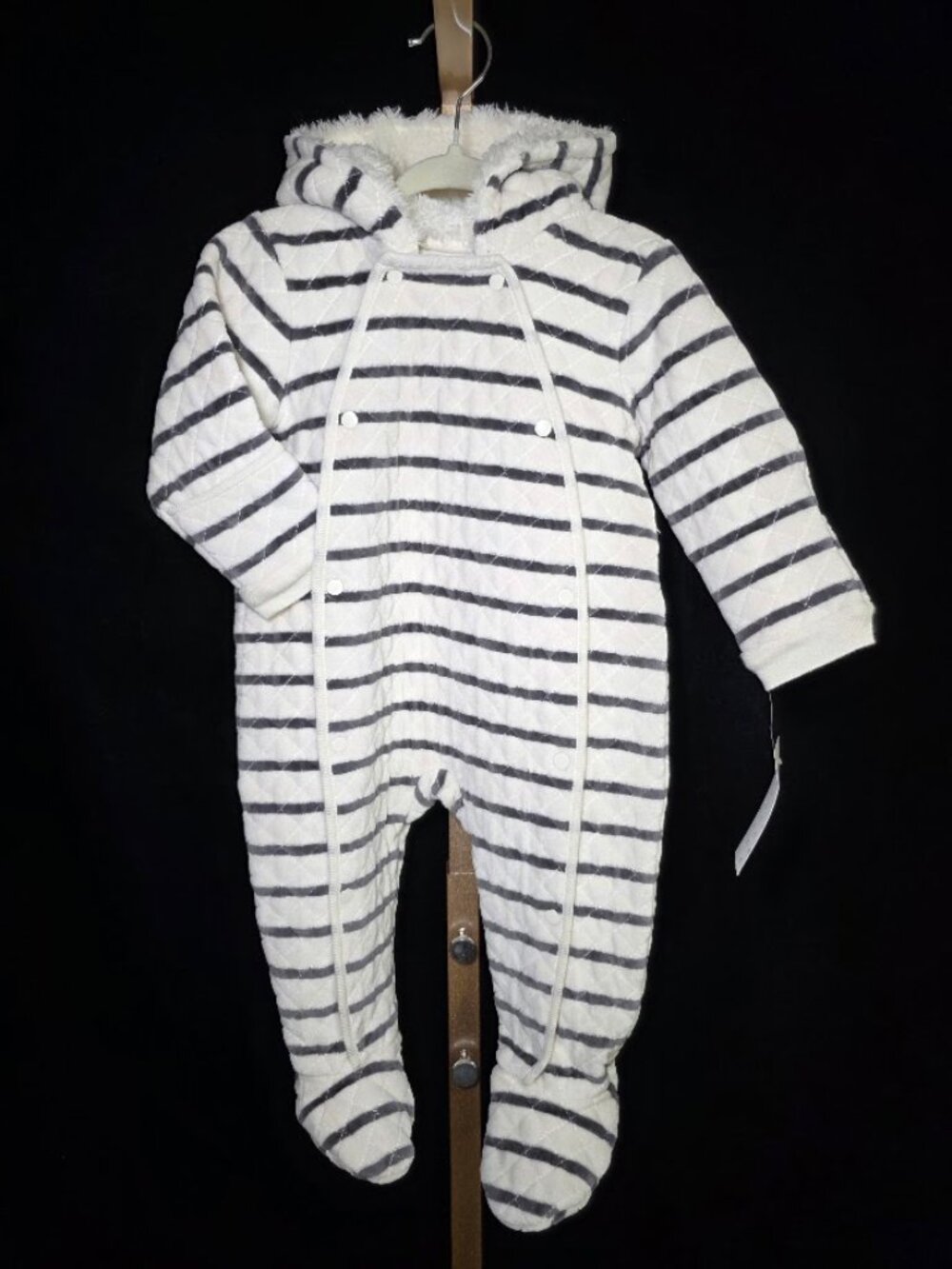 NWT Nordstrom Baby One Piece Hooded Bunting with Mitts Ivory/Gray 9mos